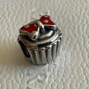 Pandora Minnie Mouse charm